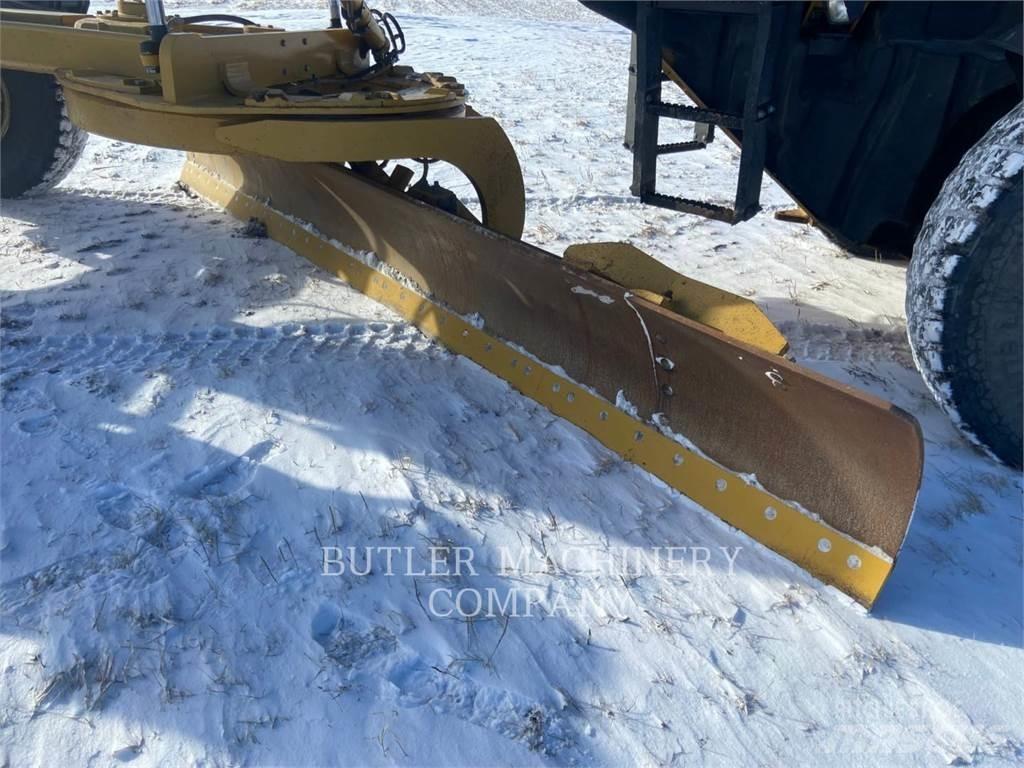 CAT 140M2AWD Greideriai