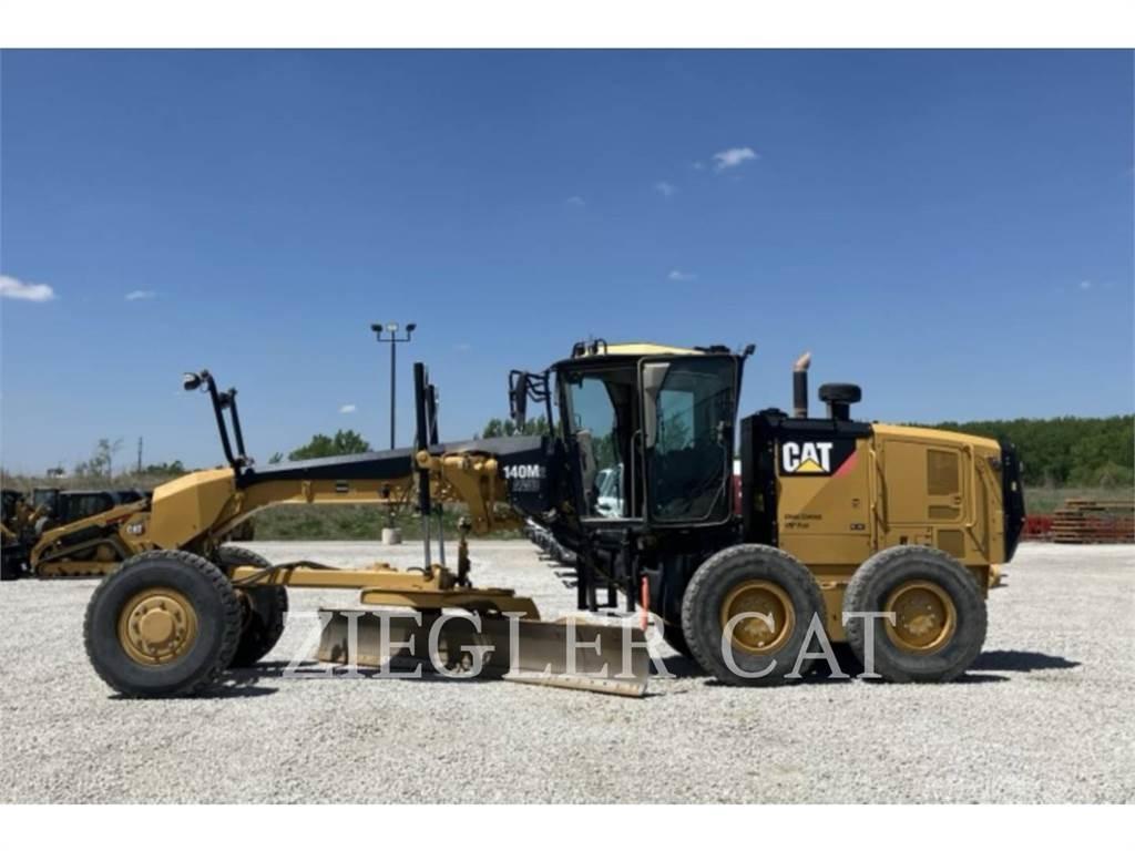 CAT 140M2AWD Greideriai