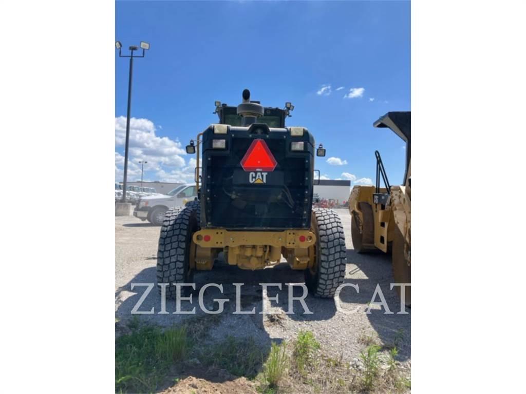 CAT 140M2AWD Greideriai