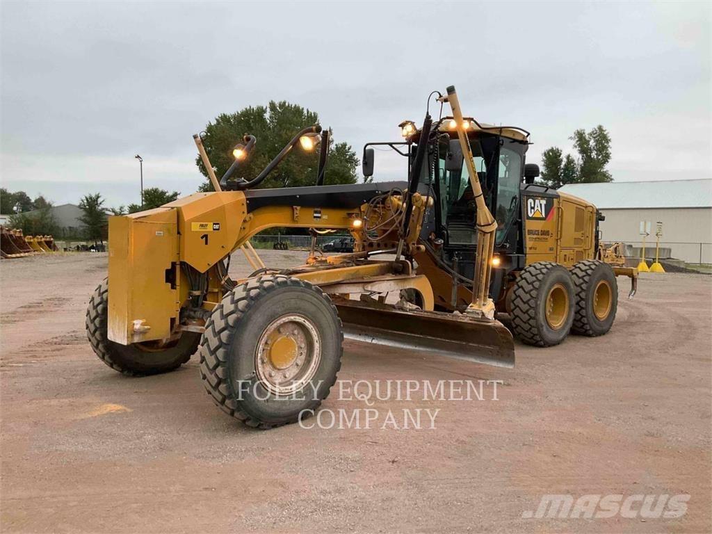 CAT 140M2AWD Greideriai