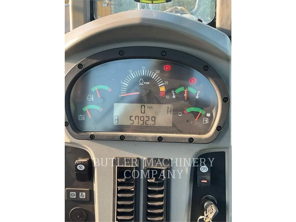 CAT 140M2AWD Greideriai