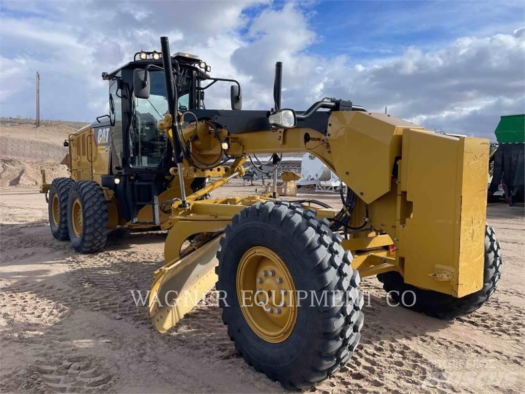 CAT 140M3 Greideriai
