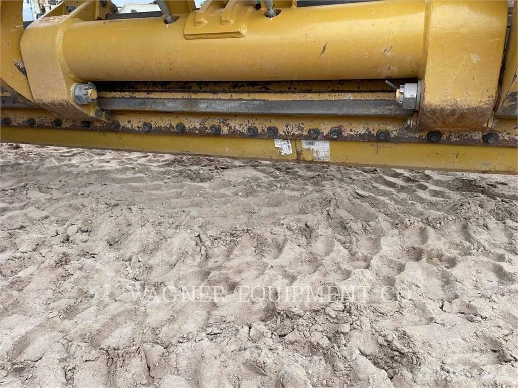 CAT 140M3 Greideriai