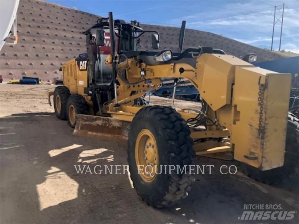 CAT 140M3 Greideriai
