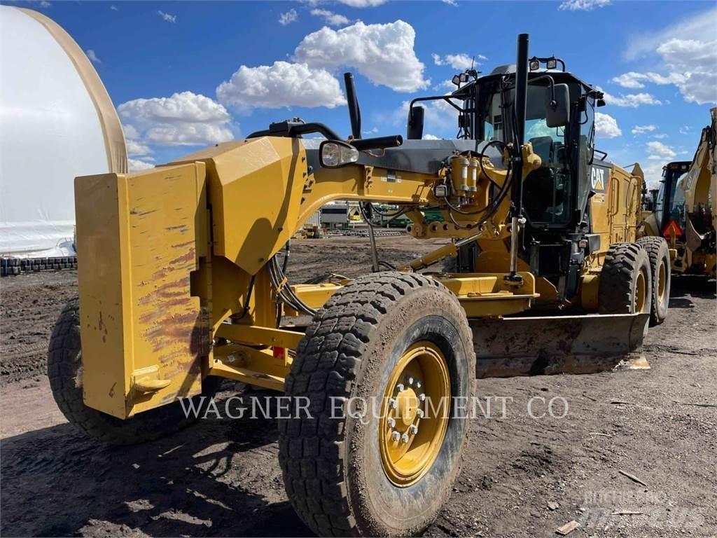 CAT 140M3 Greideriai