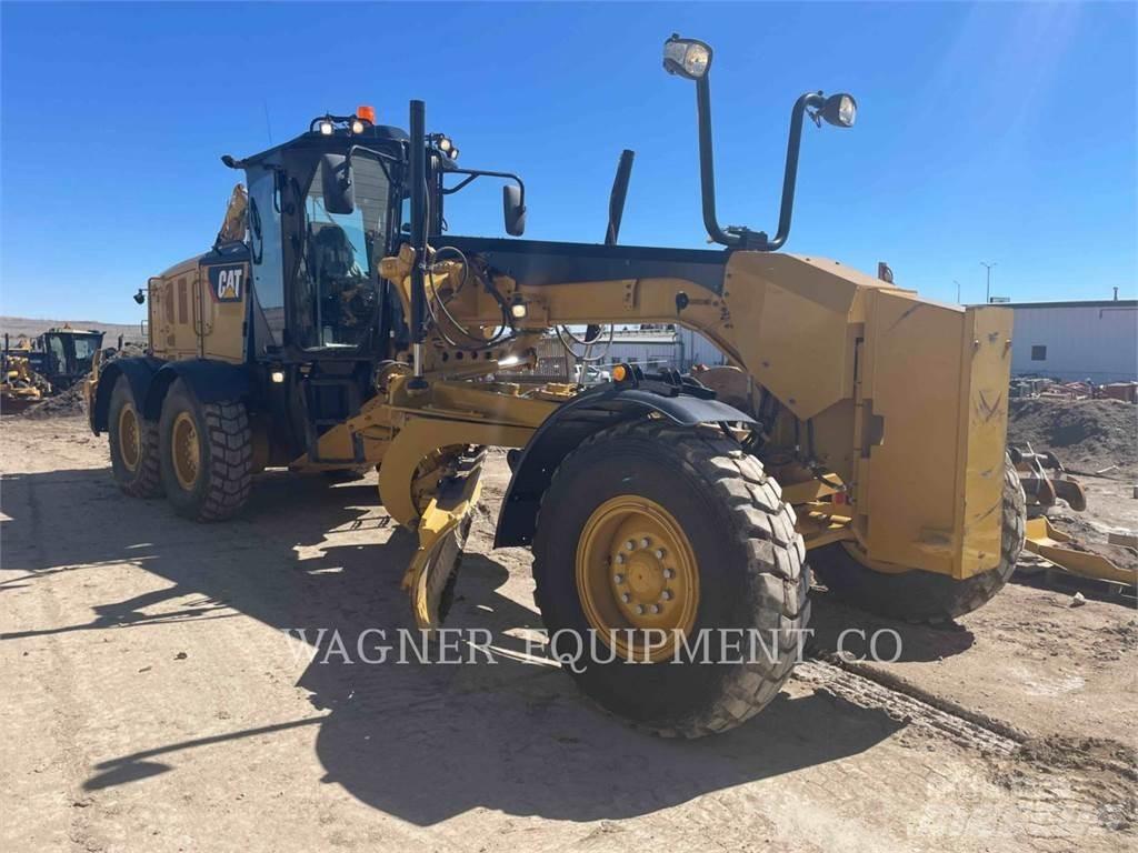 CAT 140M3 Greideriai