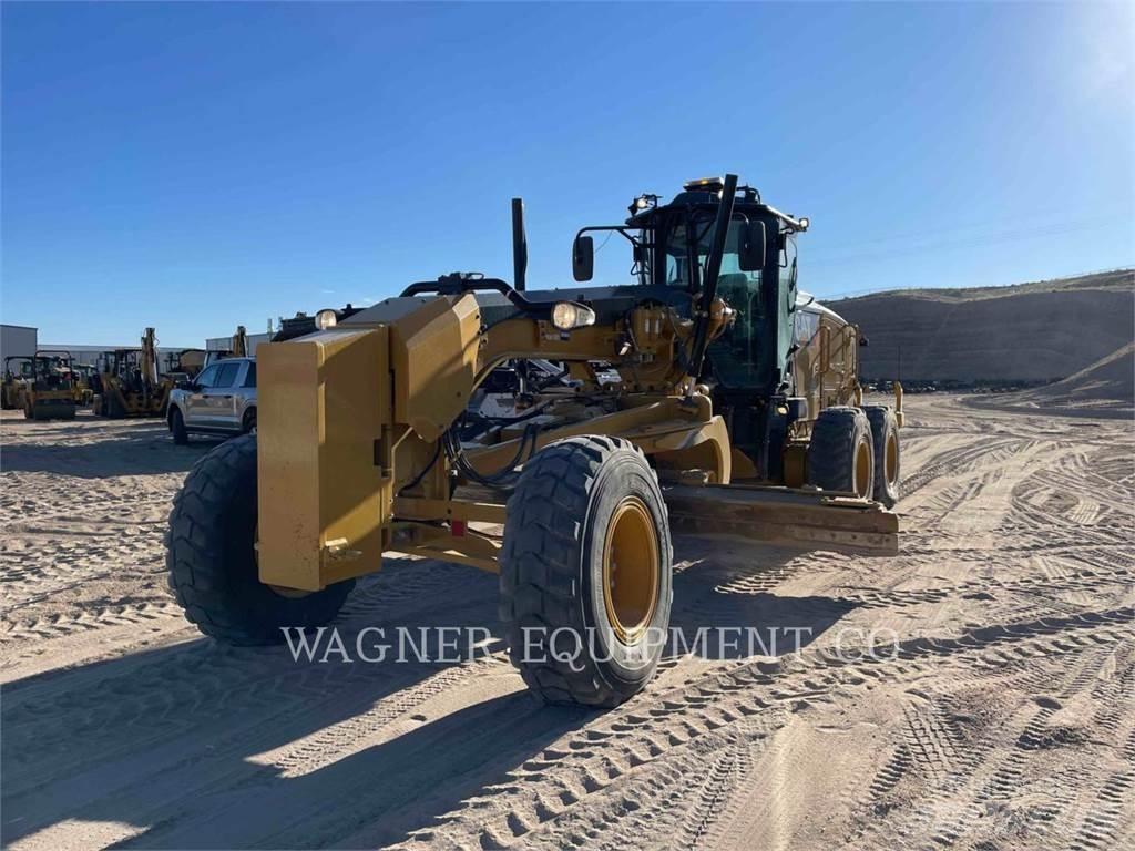 CAT 140M3 Greideriai