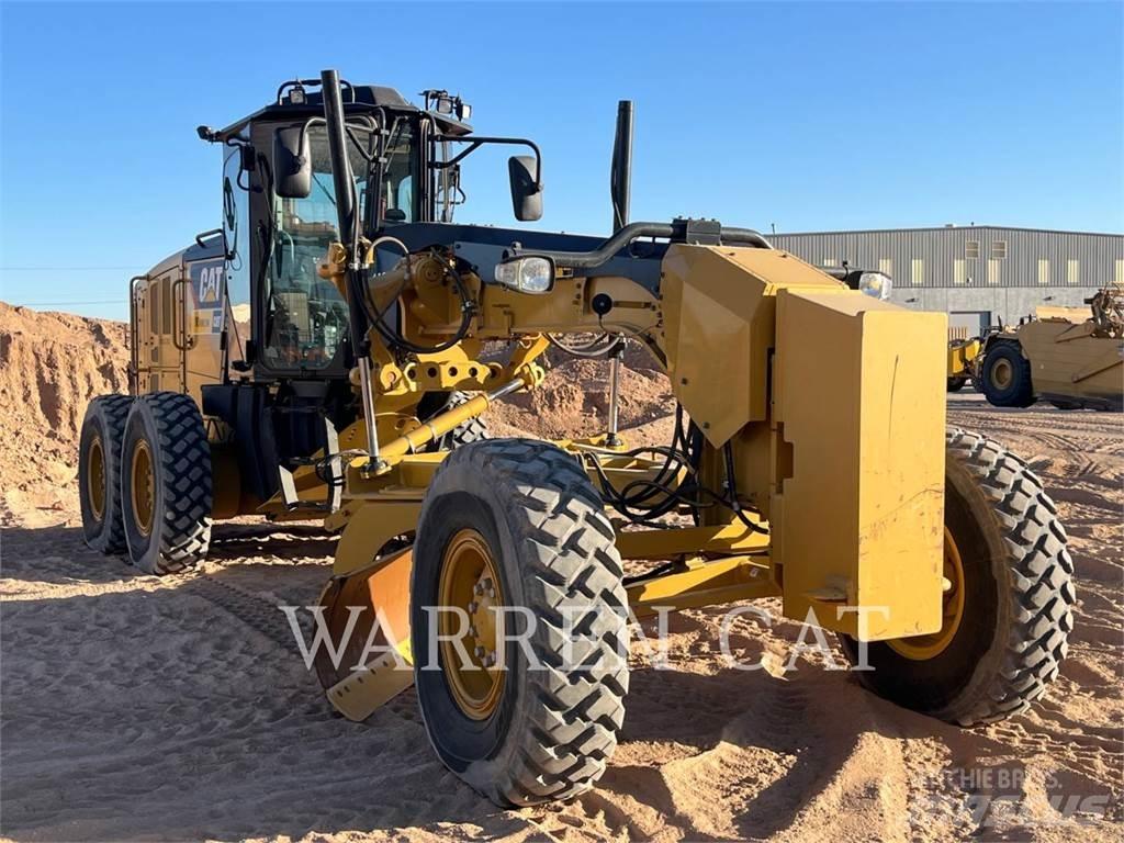 CAT 140M3 Greideriai