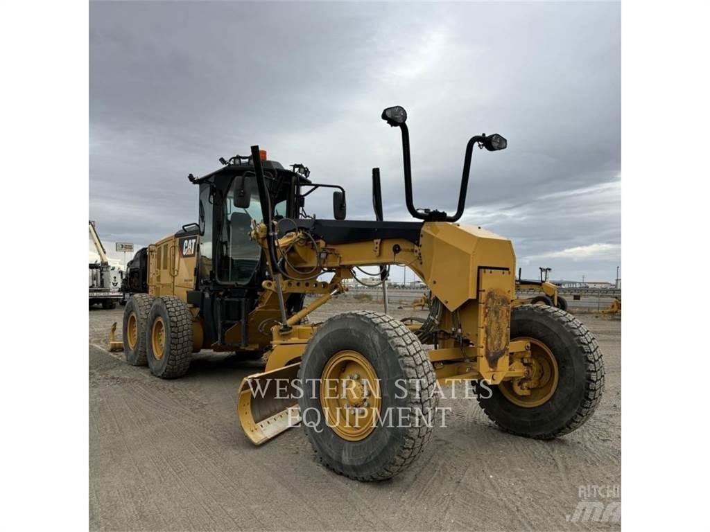 CAT 140M3 Greideriai