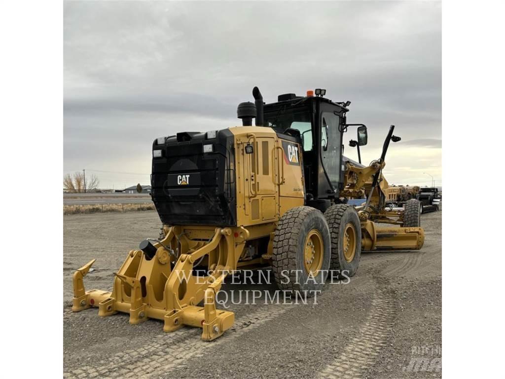 CAT 140M3 Greideriai
