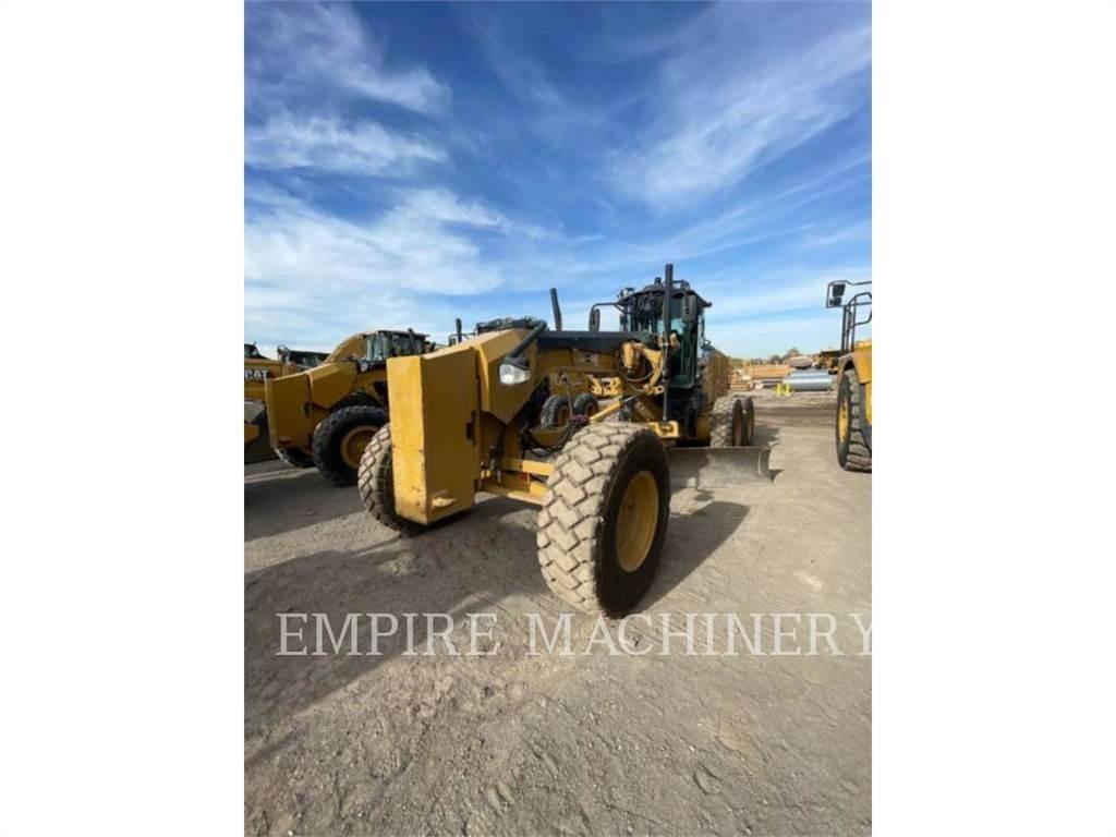 CAT 140M3 Greideriai