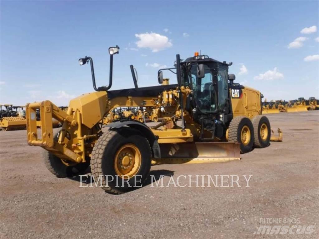 CAT 140M3 Greideriai