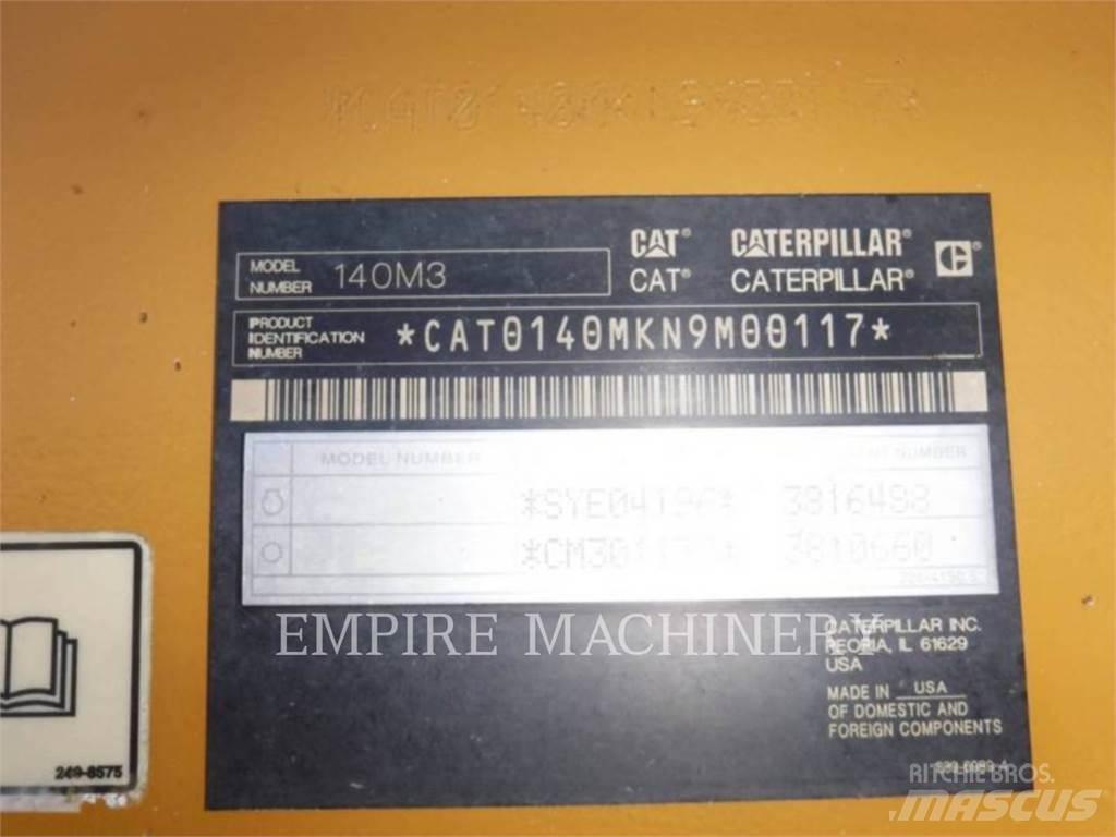 CAT 140M3 Greideriai