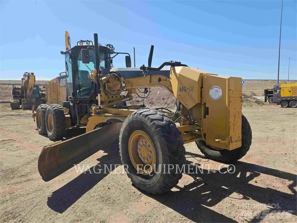 CAT 140M3 Greideriai