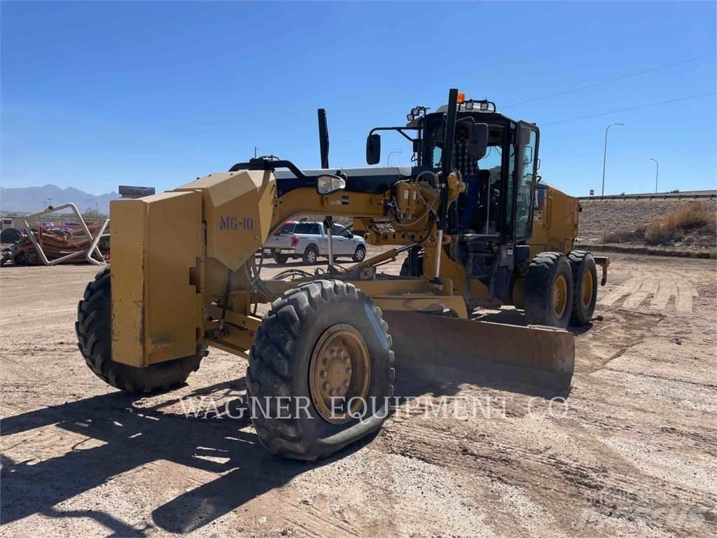 CAT 140M3 Greideriai