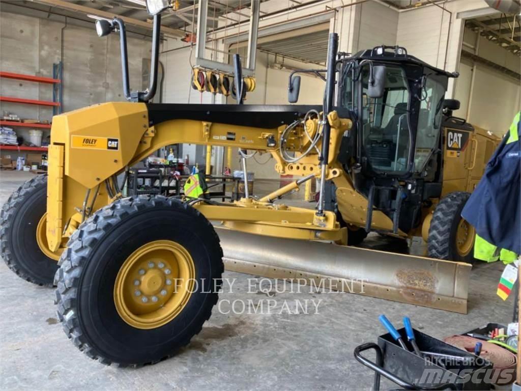 CAT 140M3 Greideriai