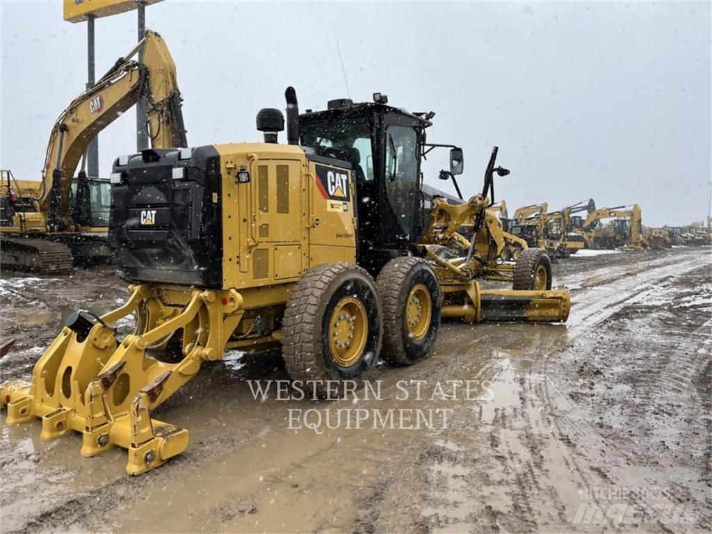 CAT 140M3 Greideriai