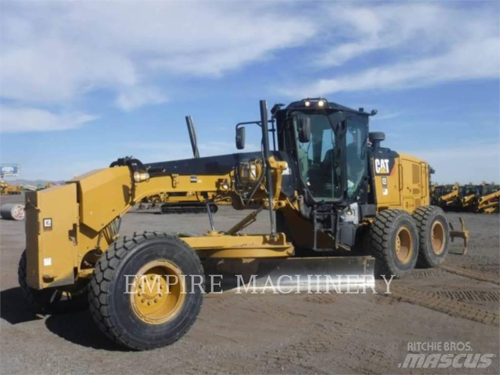 CAT 140M3 Greideriai