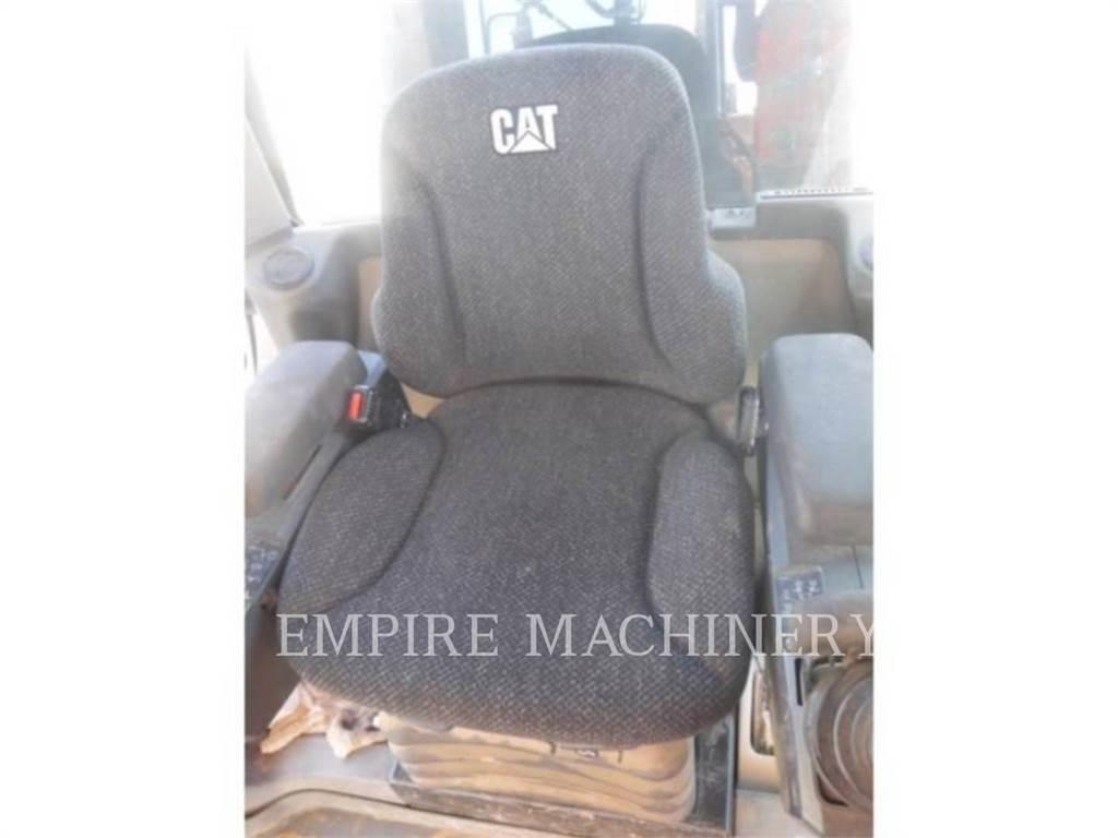 CAT 140M3 Greideriai