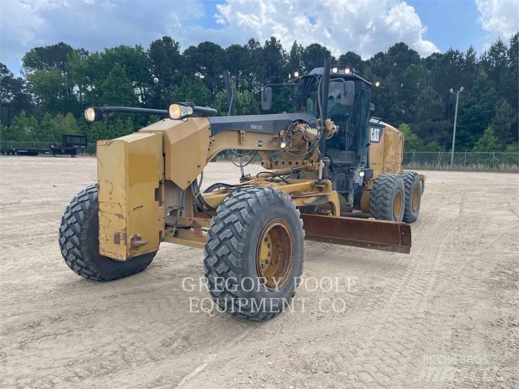 CAT 140M3 Greideriai