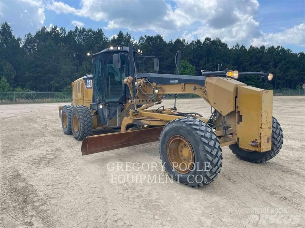 CAT 140M3 Greideriai