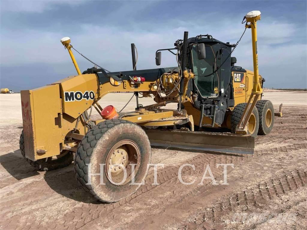 CAT 140M3 Greideriai