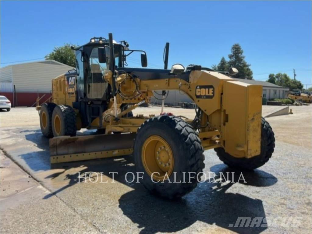 CAT 140M3 Greideriai