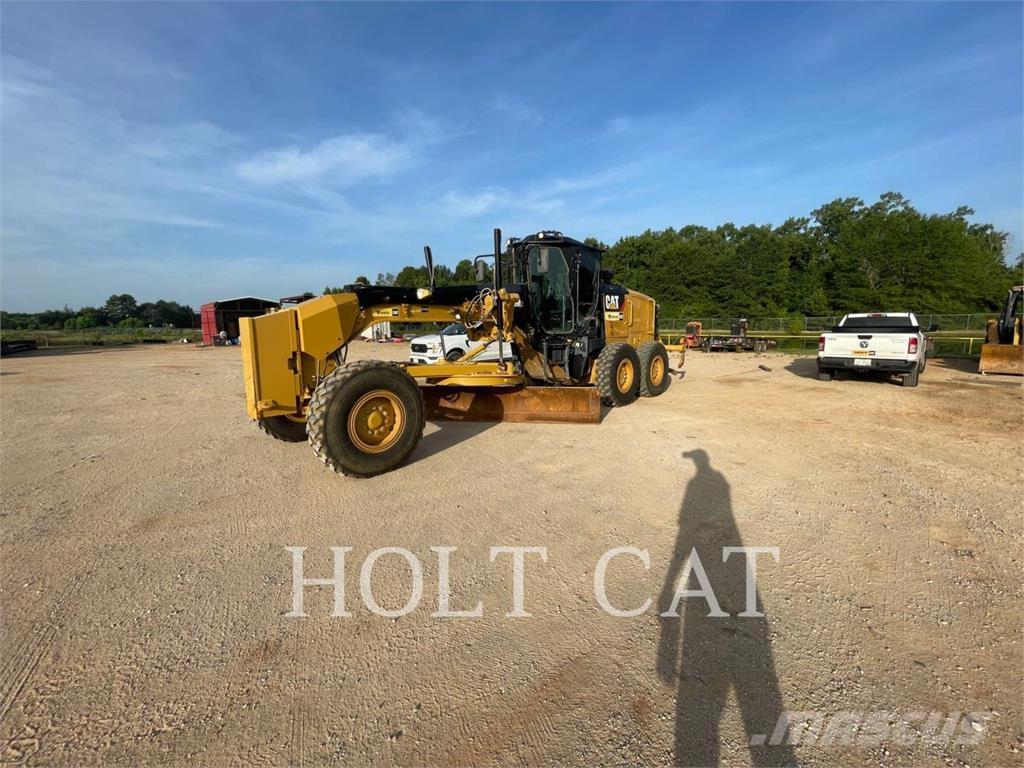 CAT 140M3 Greideriai