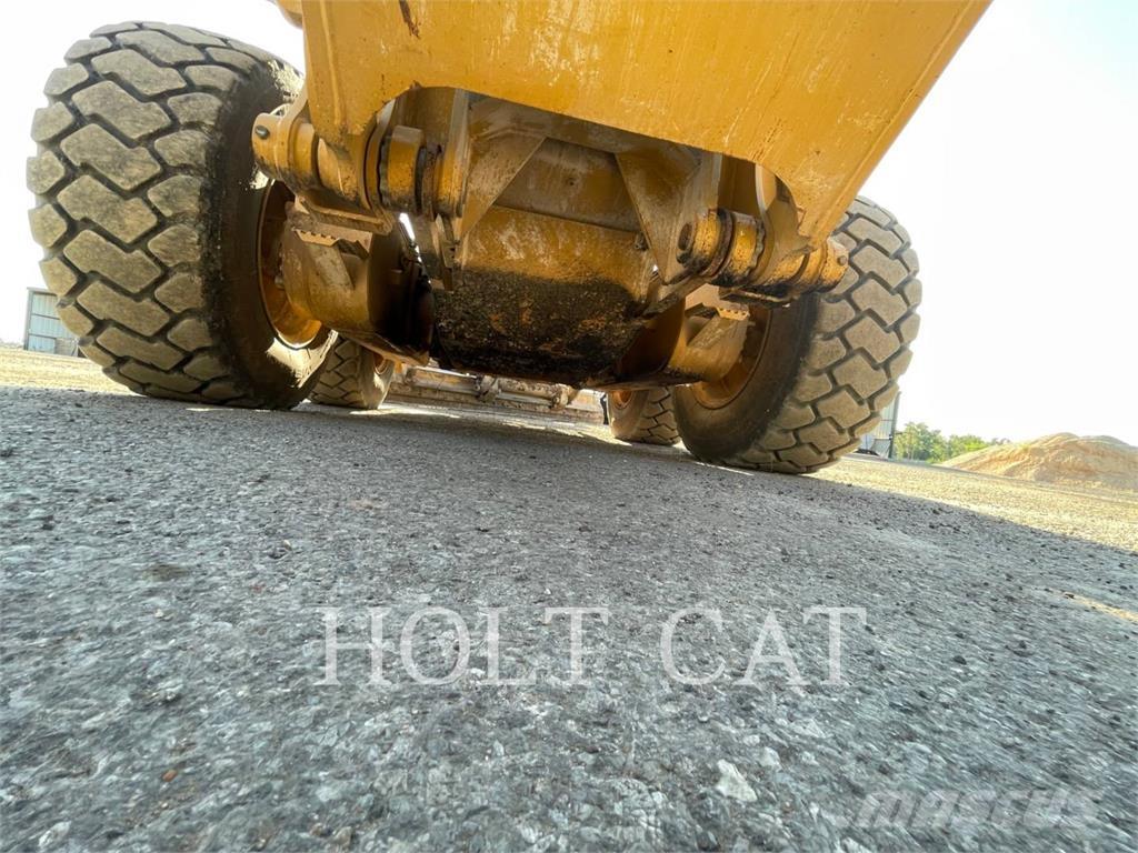 CAT 140M3 Greideriai