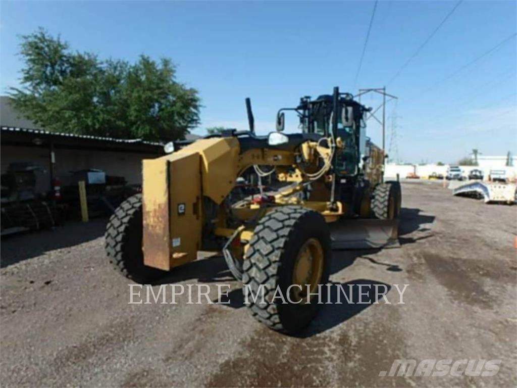 CAT 140M3 Greideriai
