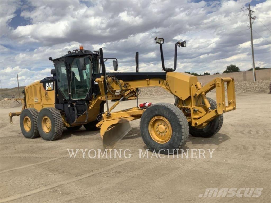 CAT 140M3 Greideriai