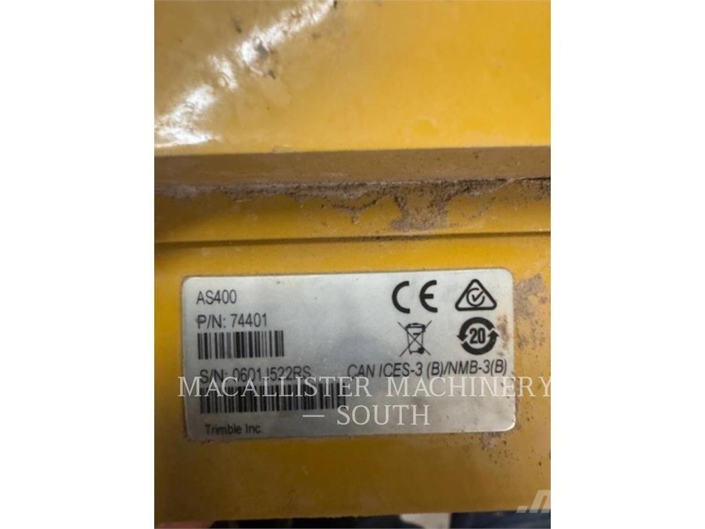 CAT 140M3 Greideriai