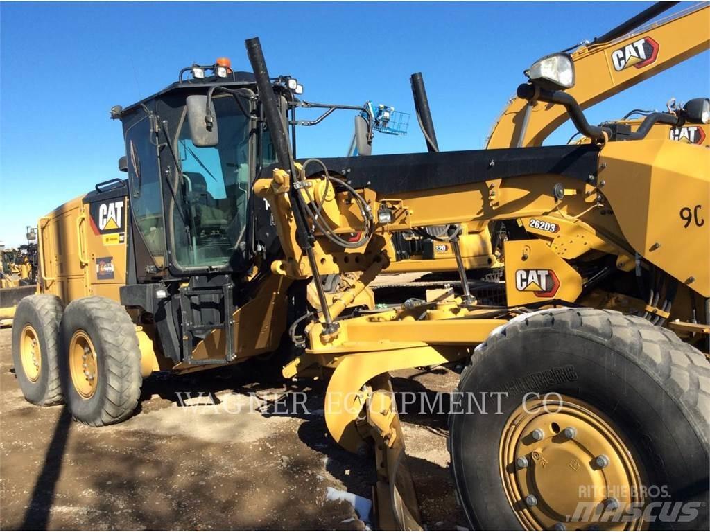 CAT 140M3 AWD Greideriai