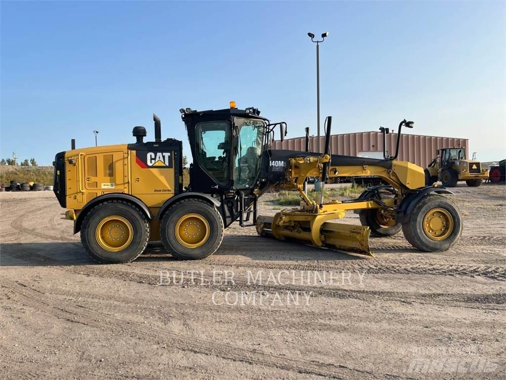 CAT 140M3 AWD Greideriai