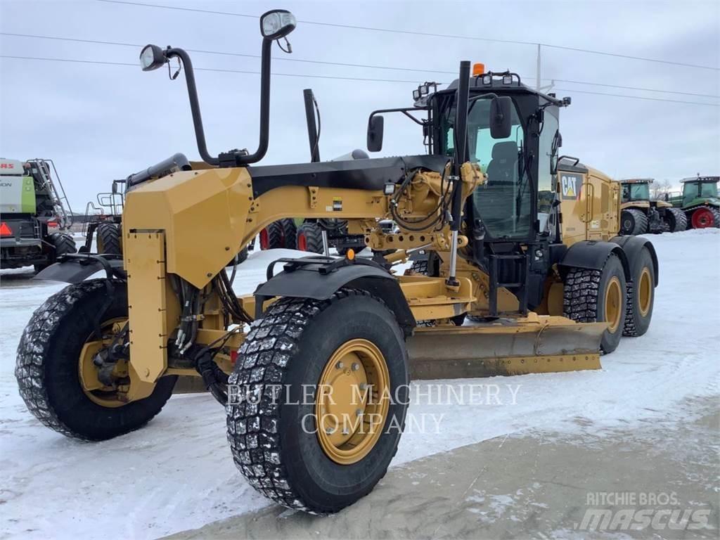 CAT 140M3 AWD Greideriai