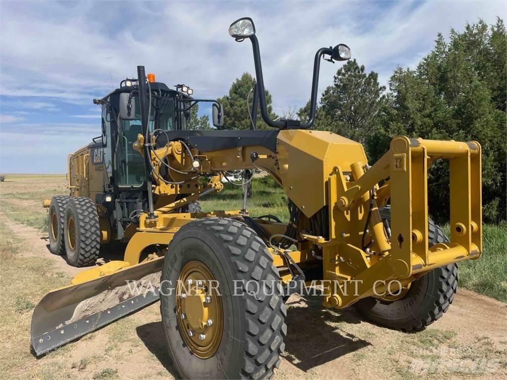 CAT 140M3 AWD Greideriai