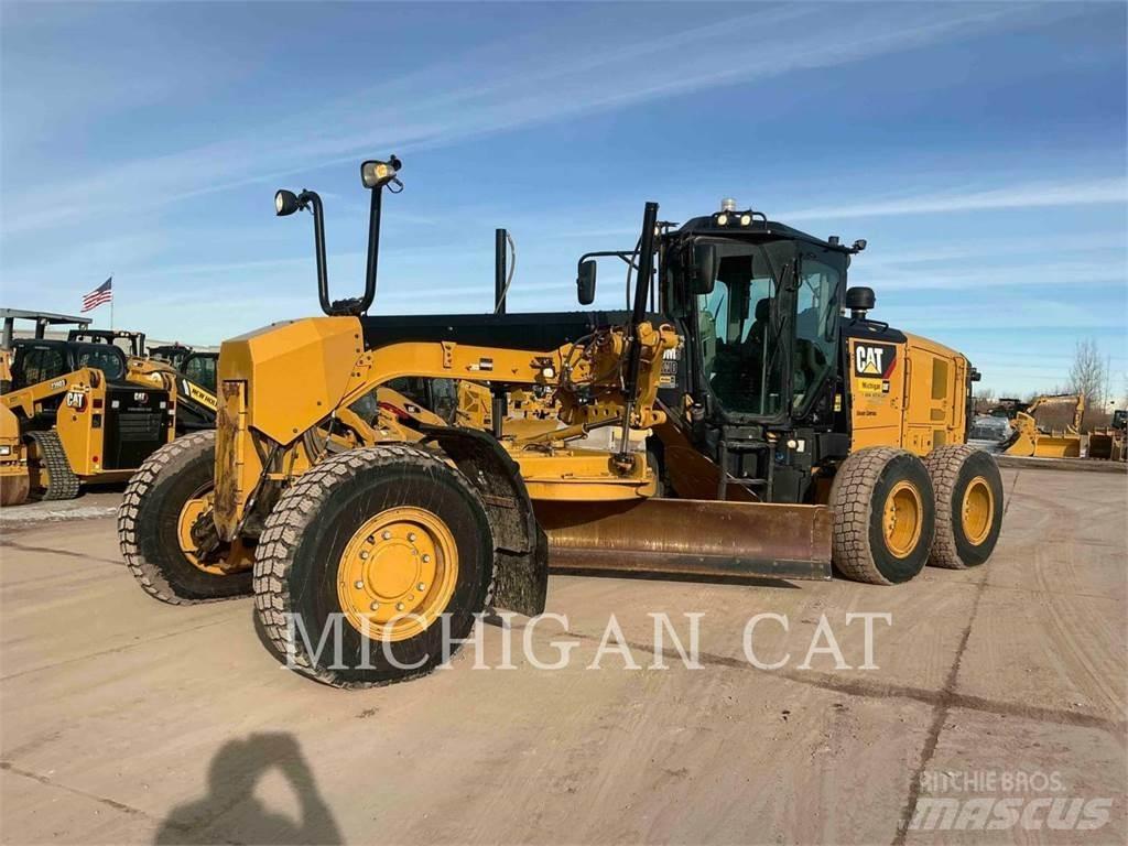 CAT 140M3 AWD Greideriai