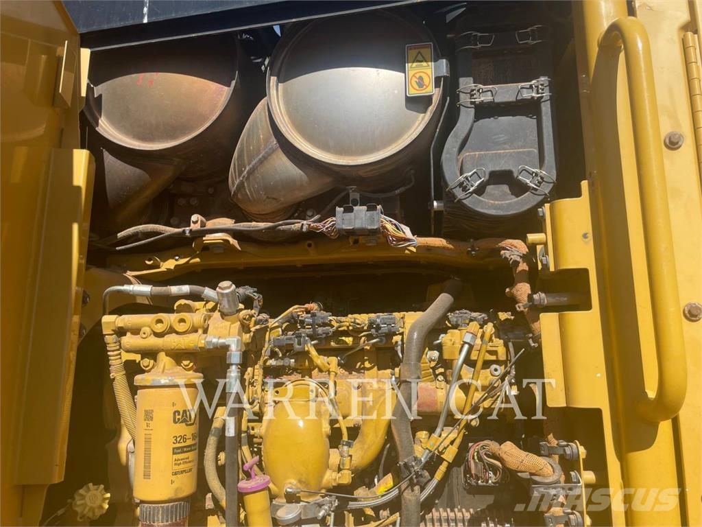 CAT 140M3 AWD Greideriai