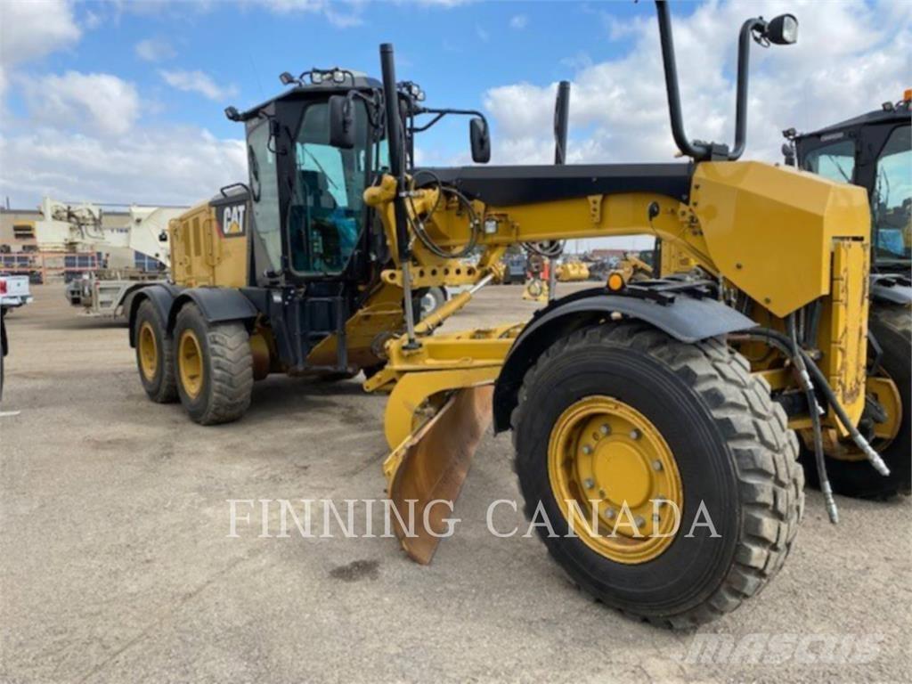 CAT 140M3 AWD Greideriai