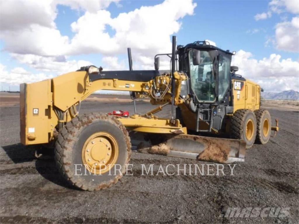 CAT 140M3 AWD Greideriai