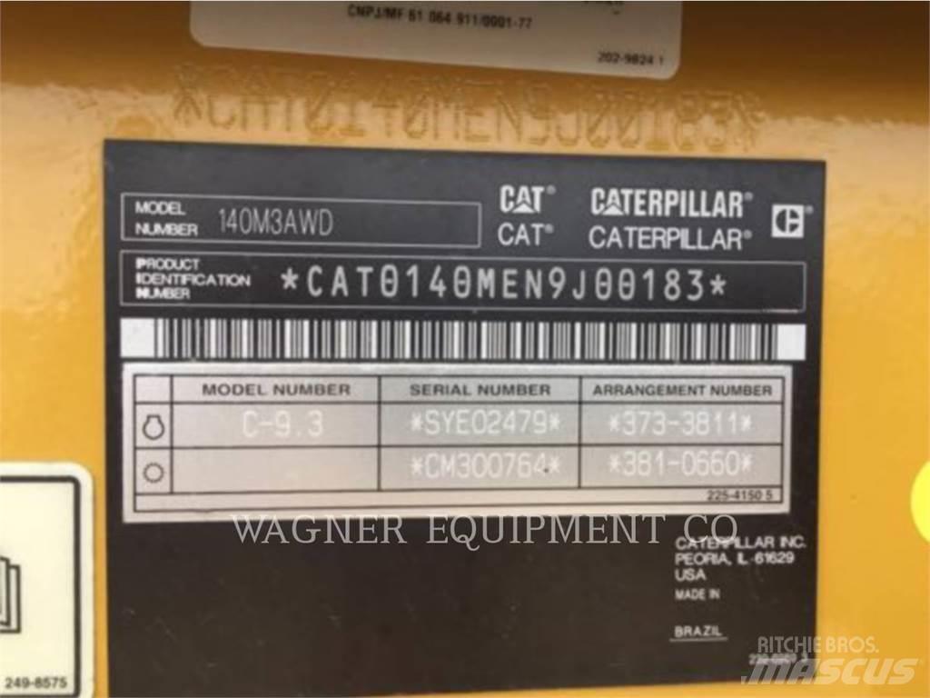 CAT 140M3 AWD Greideriai