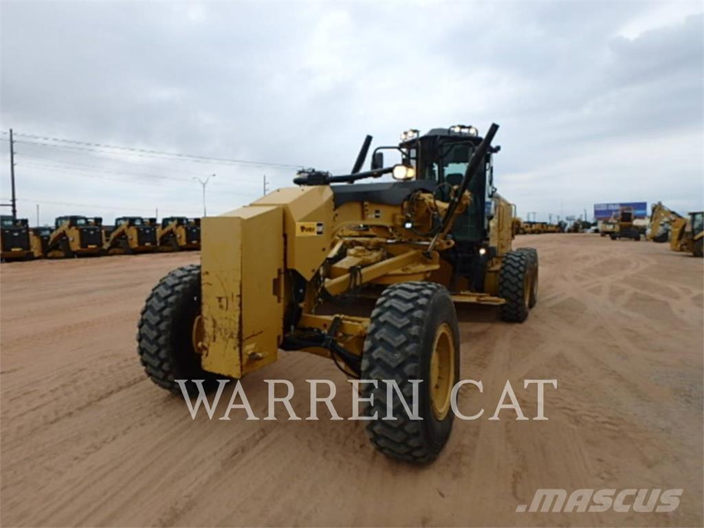 CAT 140M3 AWD Greideriai
