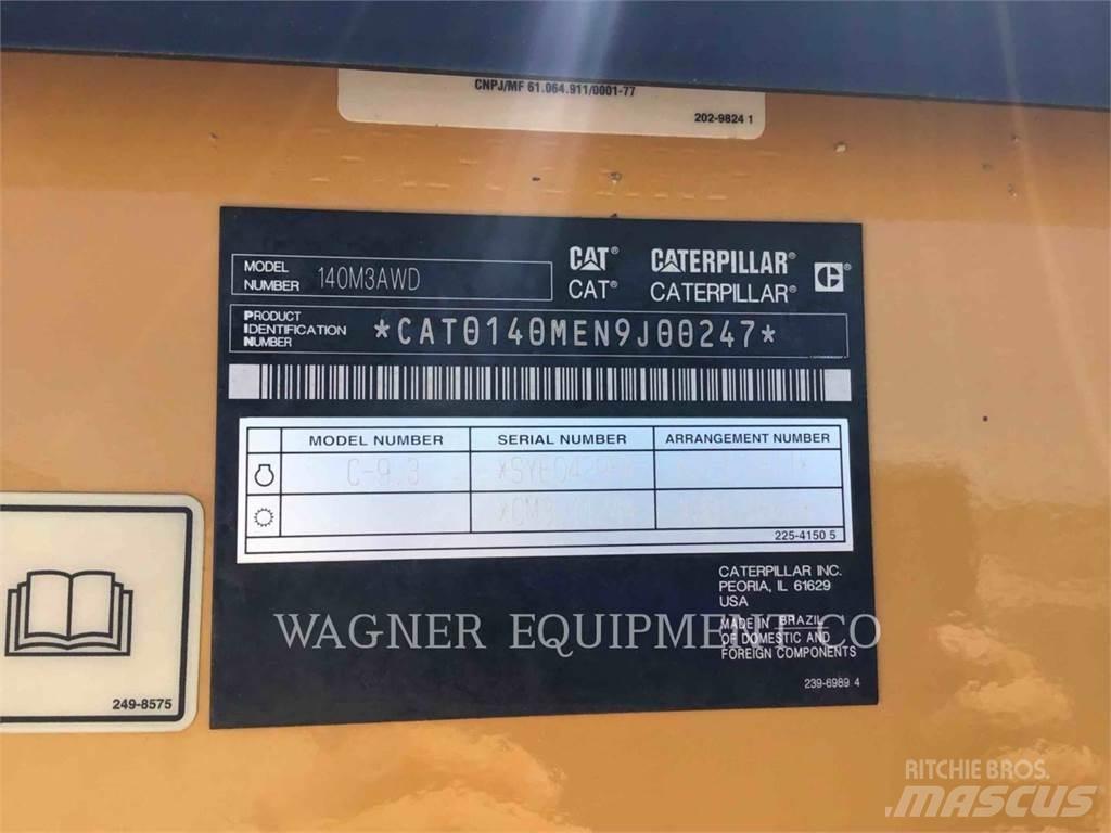 CAT 140M3 AWD Greideriai