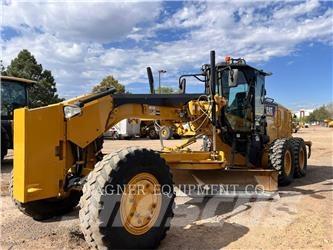 CAT 140M3 AWD Greideriai