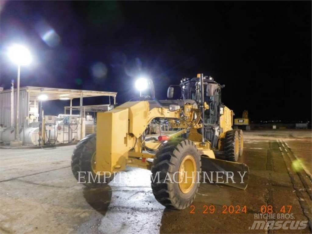 CAT 140M3 TE Greideriai