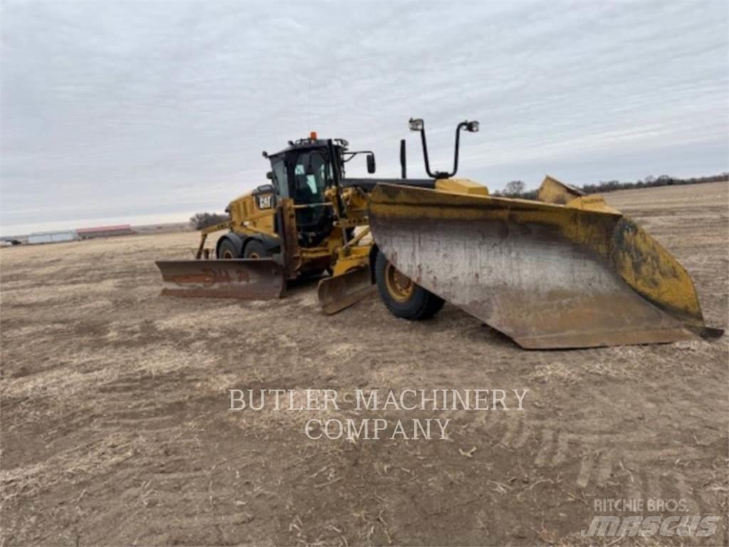 CAT 140M3AWD Greideriai