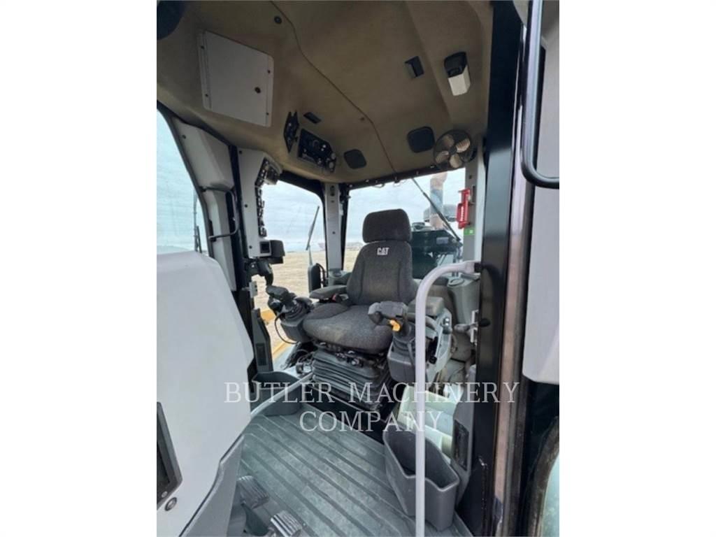 CAT 140M3AWD Greideriai