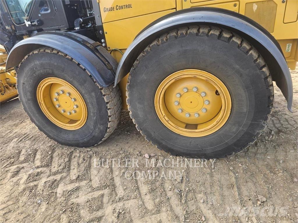 CAT 140M3AWD Greideriai