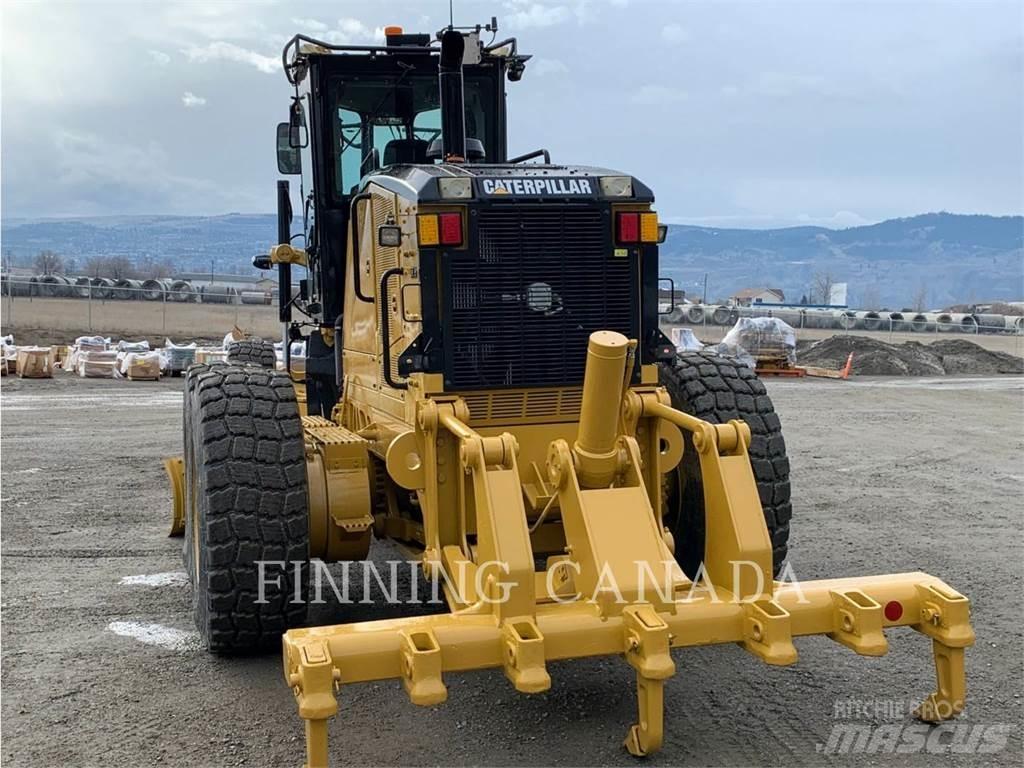 CAT 14M Greideriai