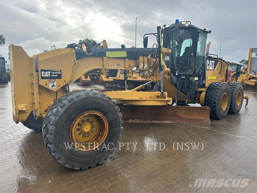 CAT 14M Greideriai